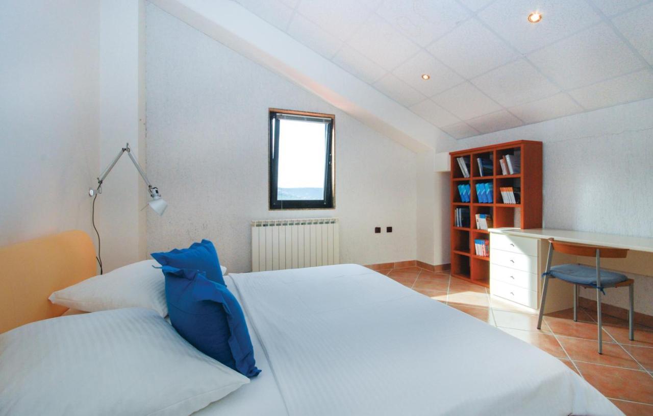 Hotel Zlatni Lav 4*